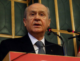 Bahçeli'den TL simgesine ilginç benzetme
