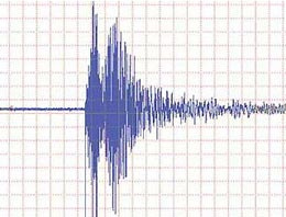 Akdeniz'de orta şiddetli deprem