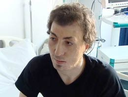 Yeni yüzüyle uyandı ve ilk bunu sordu Yeni yüzüyle uyandı ve ilk bunu sordu